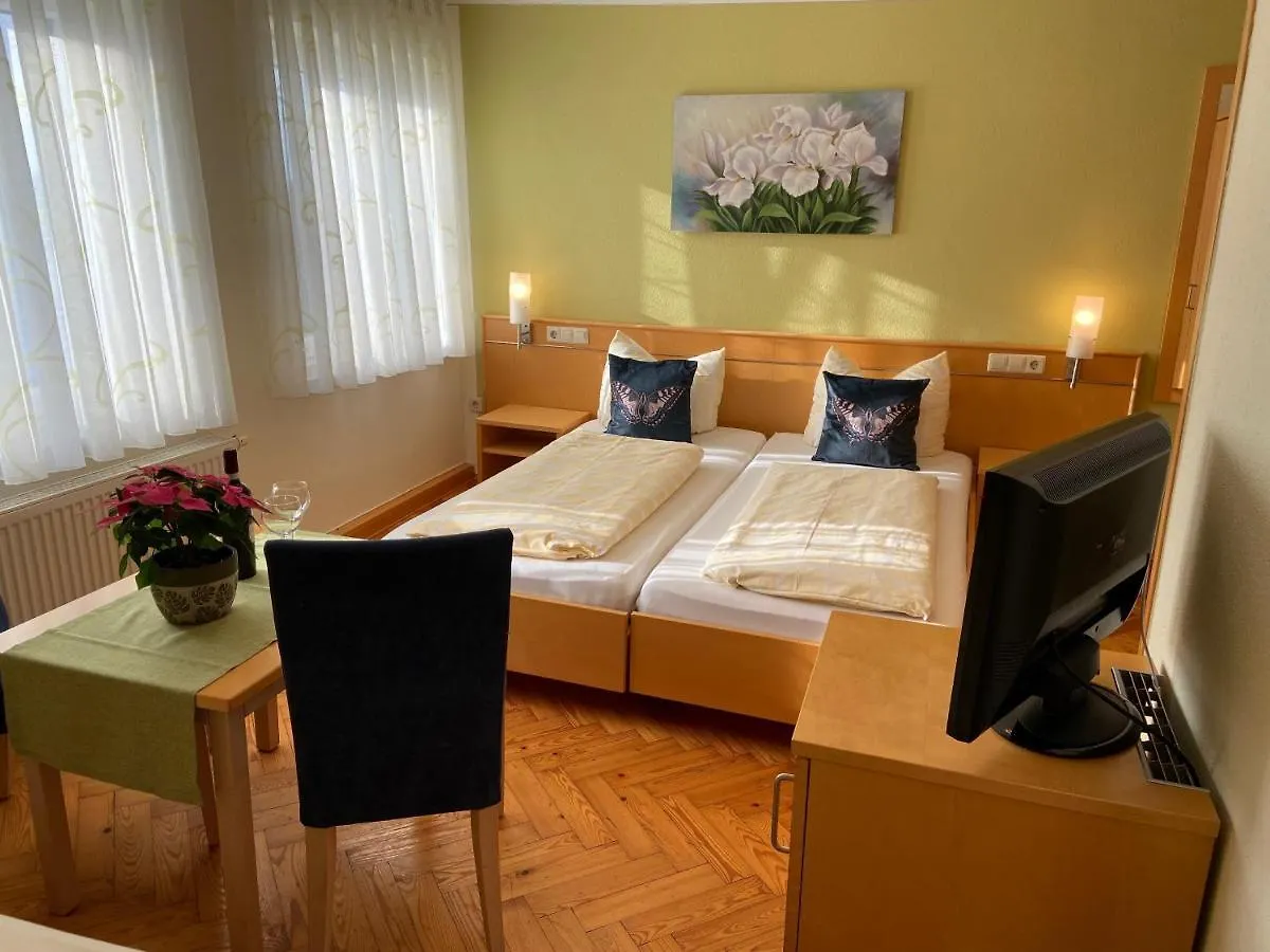 Vendégház Hotel Goldener Loewe Günzburg