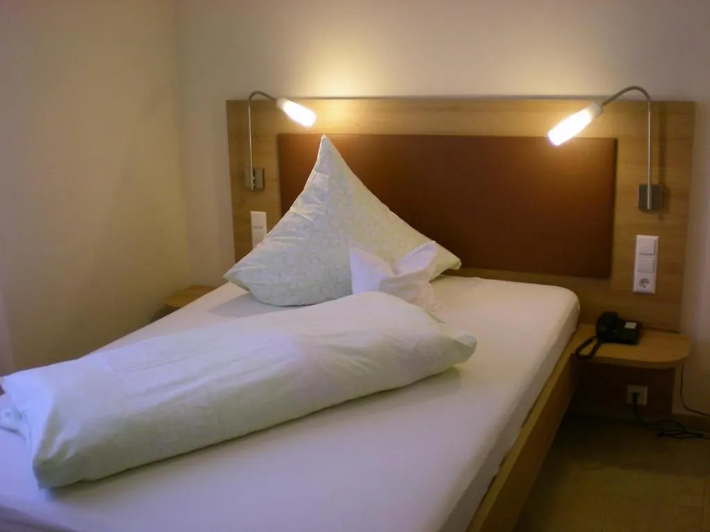 Vendégház Hotel Goldener Loewe Günzburg